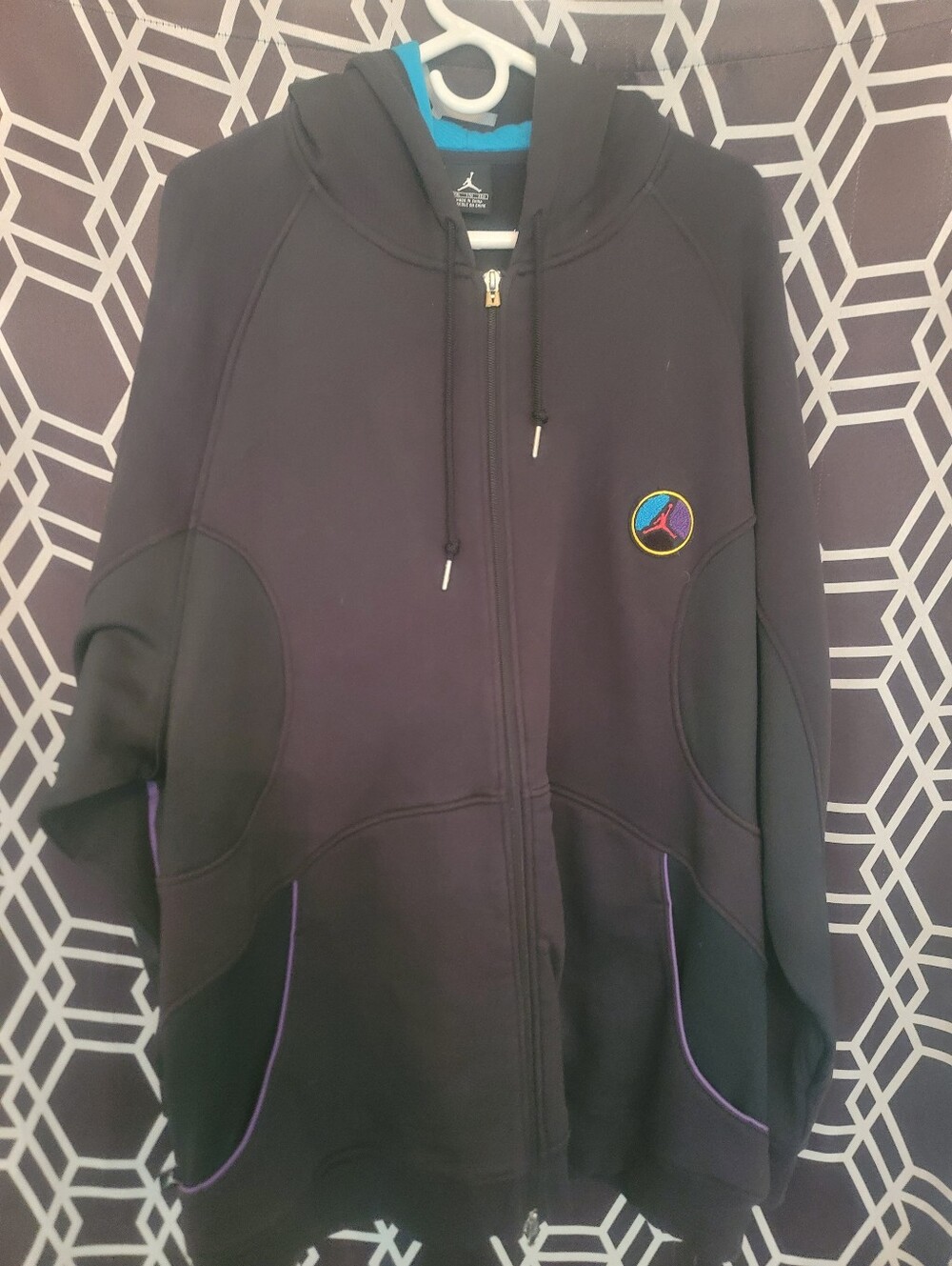 Air Jordan 8 "Aqua" motif zip-up